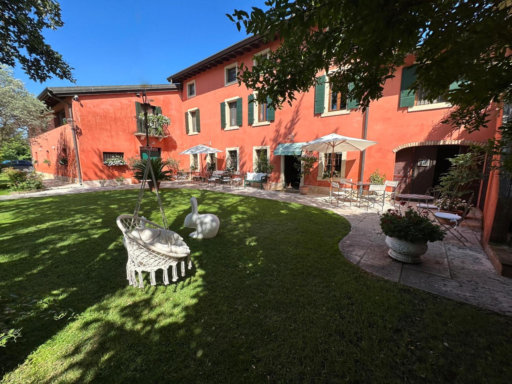 Relais Corte Bercelli Valeggio sul Mincio Bagian luar foto