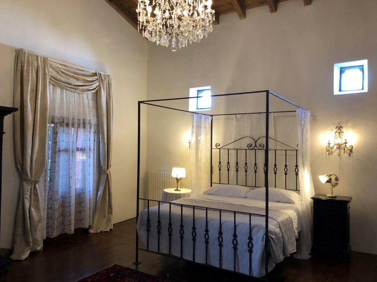 Relais Corte Bercelli Valeggio sul Mincio Bagian luar foto